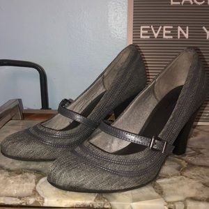 Life stride velocity memory foam pumps size 9